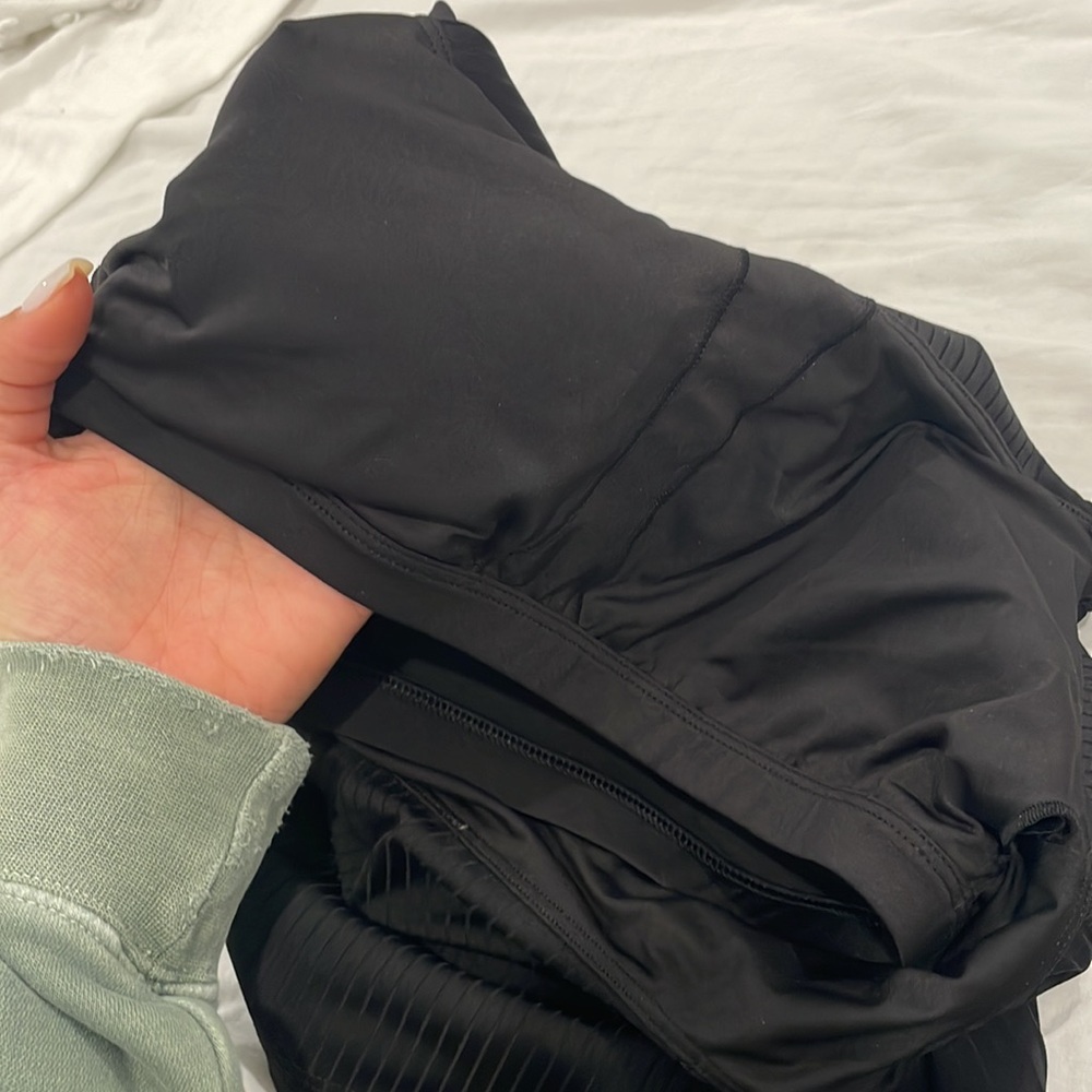 Vuori Inversion Rib Support Tank - Black Size Small - Picture 10 of 10